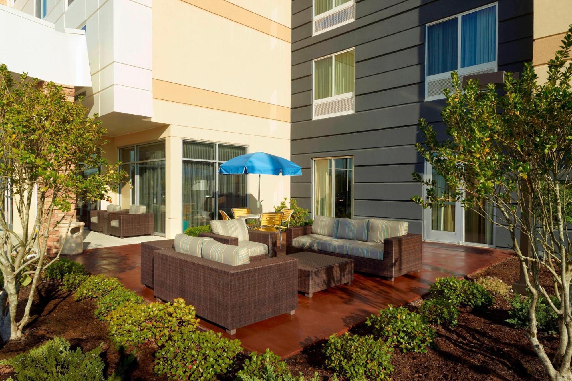 Fairfield Inn & Suites By Marriott Fayetteville North Kültér fotó